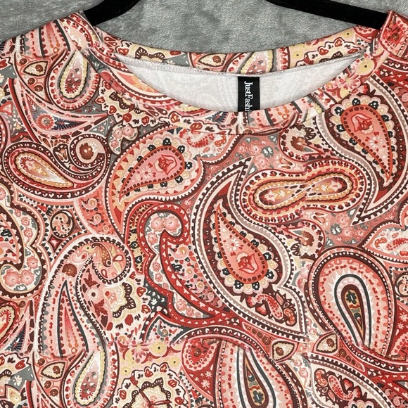 Just Fashion Now XL Shirt Top Pink Paisley Short Sleeve Round Neck Stretch Knit - Picture 3 of 8